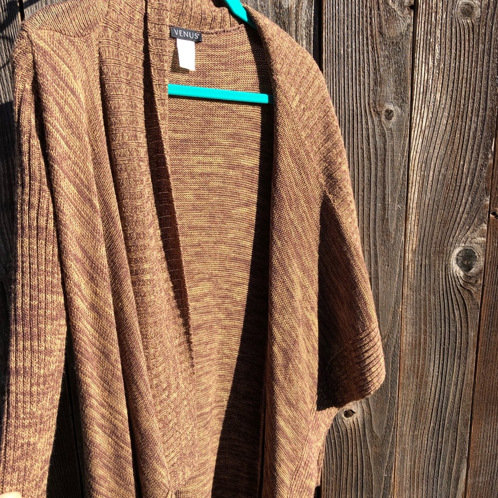 Venus waterfall full length brown duster size small - Picture 10 of 16
